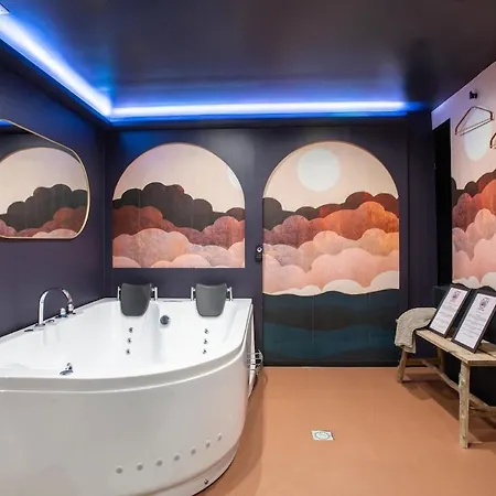 Ultra Deluxe Studio, 1000 Nuits, Parking Sur Place * Mulhouse