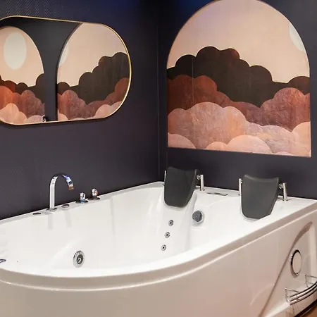 Ultra Deluxe Studio, 1000 Nuits, Parking Sur Place Lägenhet Mulhouse