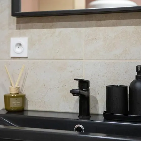 Ultra Deluxe Studio, 1000 Nuits, Parking Sur Place Lägenhet *